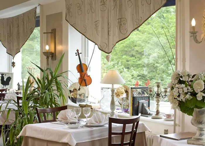 Le Rivalet Hotel Montaigut-le-Blanc (Puy-de-Dome)